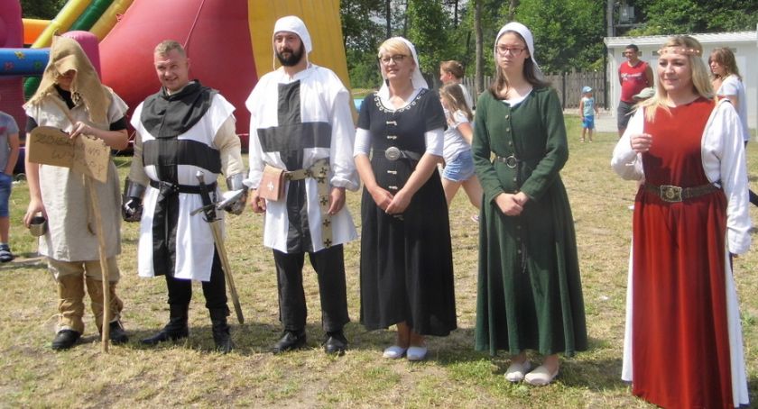 Rycerskie powitanie wakacji [zdjęcia]