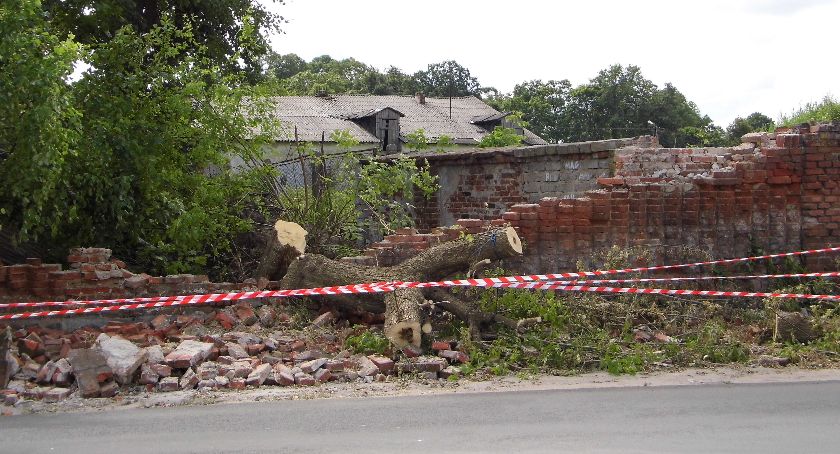 Mur w Wiosce runął