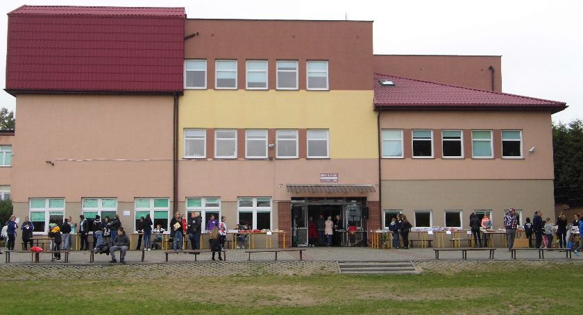 Oświata za dużo kosztuje