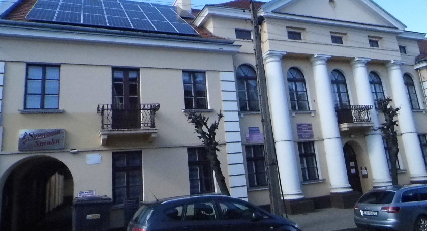 Odchodzą, bo za mało zarabiają