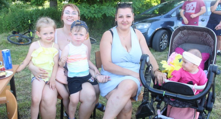 Rodziny bawiły się na pikniku w Olesznie [zdjęcia]