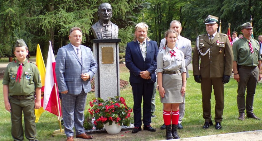 Ku czci prezydenta Narutowicza [zdjęcia]