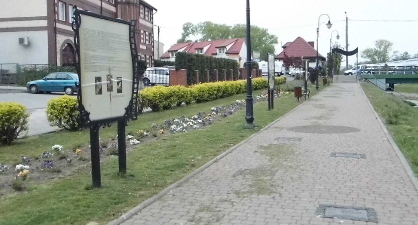 Politka, tablice, koncerty i filmy