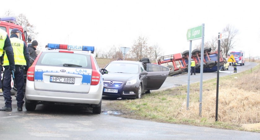 Pijany 50-latek wszedł pod samochód