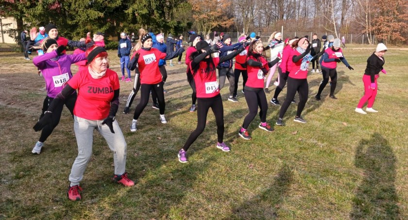 Niezwykła impreza sportowa nad jeziorem [zdjęcia]