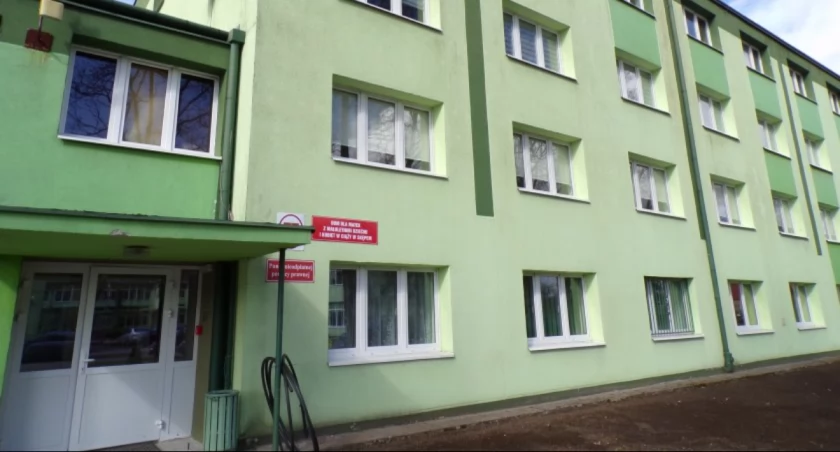 Dom samotnej matki obdarowany