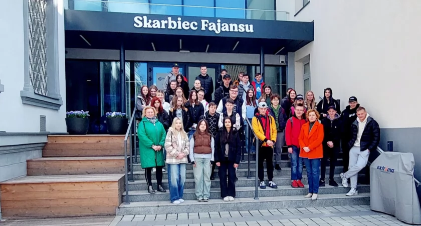 Zwiedzali centrum fajansu