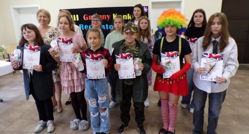 Trzeci raz recytowali po angielsku [zdjęcia]