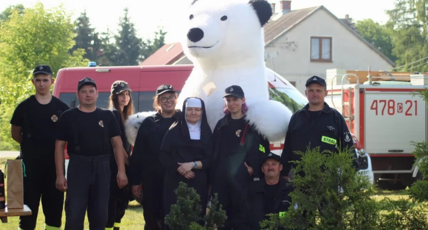 Wszechstronna zabawa w Kłobukowie