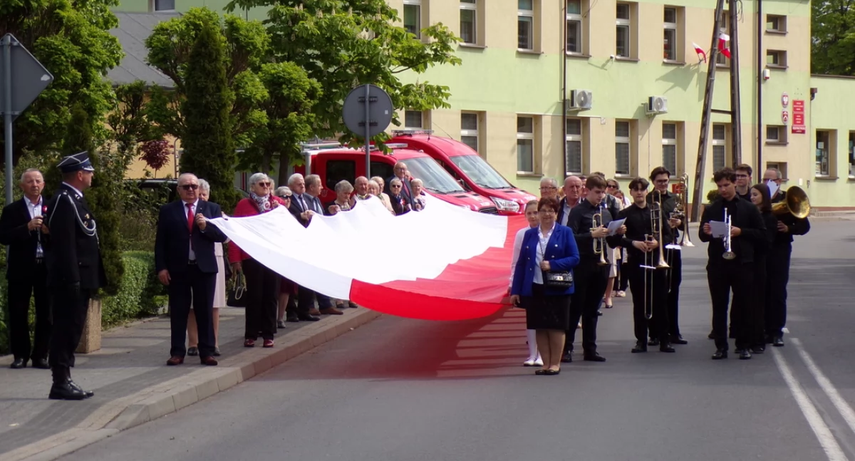 Pamiętali i o konstytucji, i o strażakach