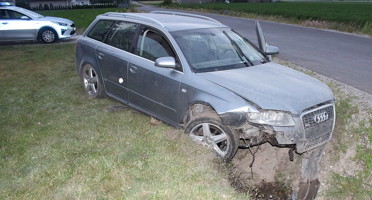Pijana matka wiozła 3 dzieci! 5-latka w szpitalu