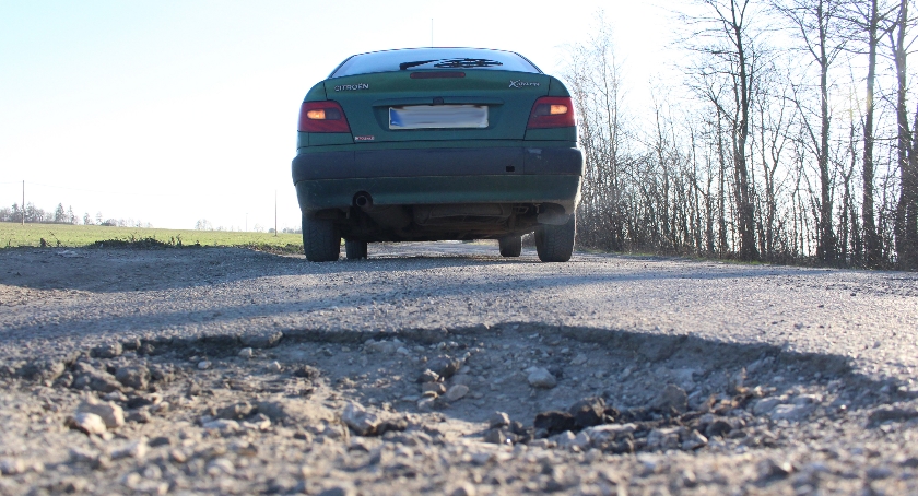 Koniec z dziurami