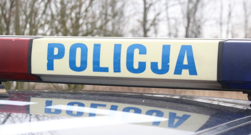 Opijał zakup auta, teraz może posiedzieć