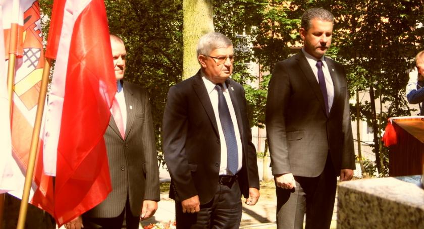 Oddali hołd bohaterom