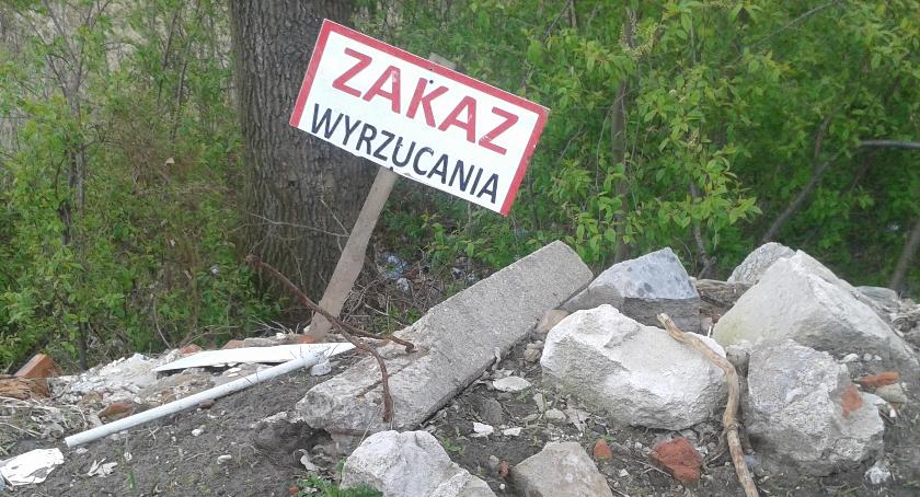 Afera azbestowa w Chrostkowie