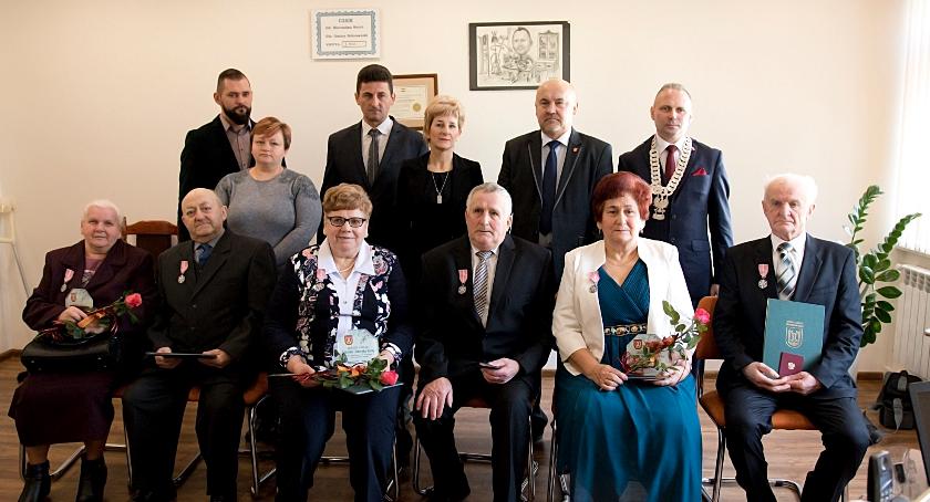 W dowód uznania dla małżonków z gminy Bobrowniki