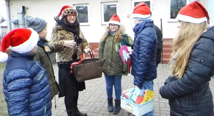 Uczniowie SP nr 5 ruszyli z kolędą