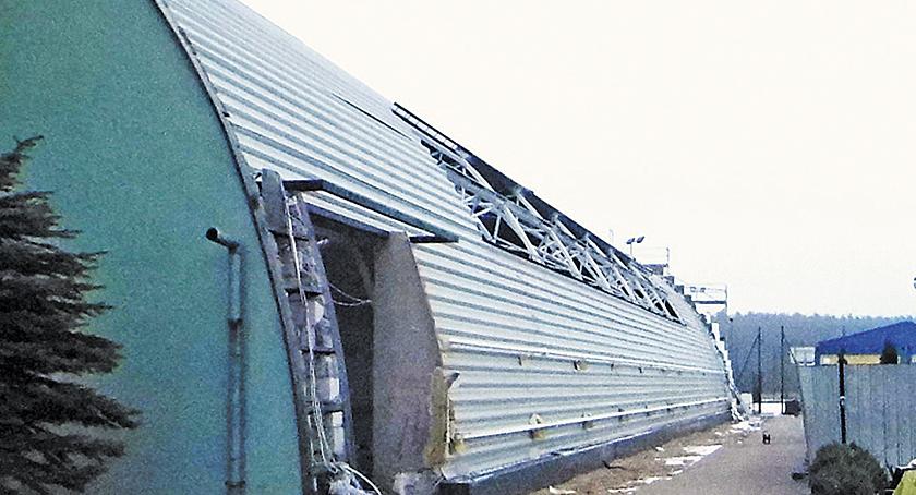 Opóźnienie remontu hali w Skępem bulwersuje mieszkańców