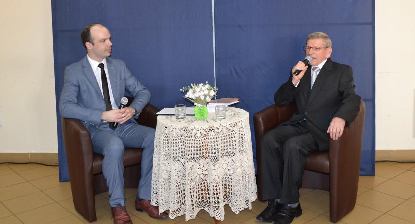 W Kikole gościli lokalnego poetę