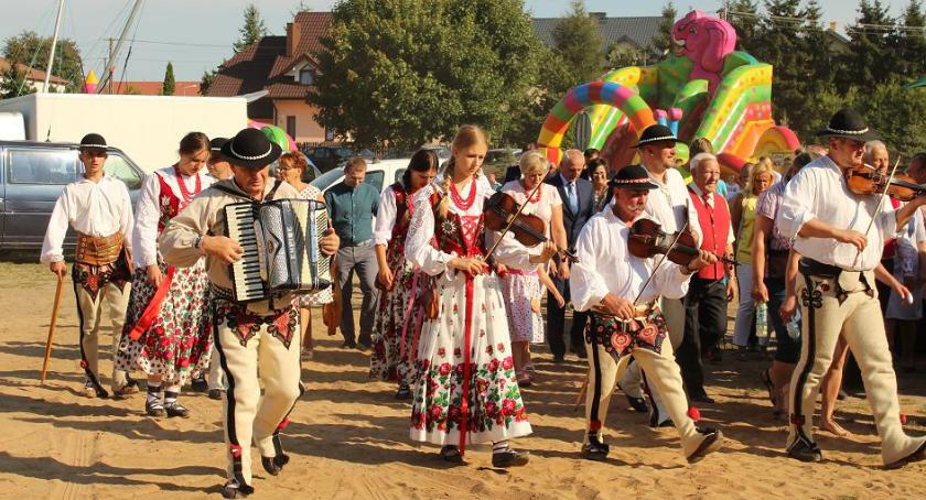 Kujawsko-góralska  zabawa dożynkowa w Tłuchowie
