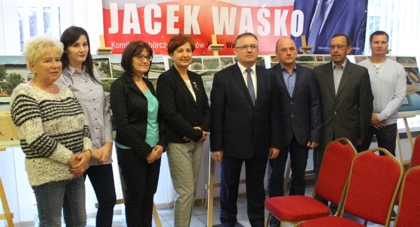 Burmistrz Dobrzynia nad Wisłą zaprezentował swoją drużynę