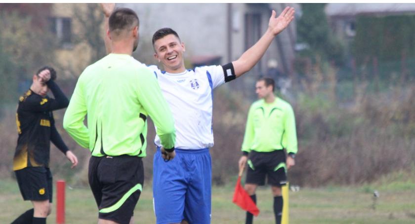Derby na remis. Wicher Wielgie wiceliderem
