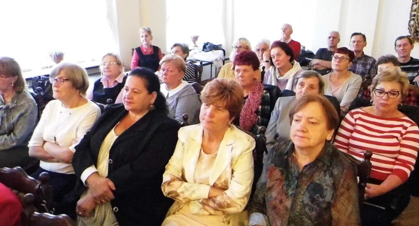 Witraże urzekły studentów UTW z Lipna