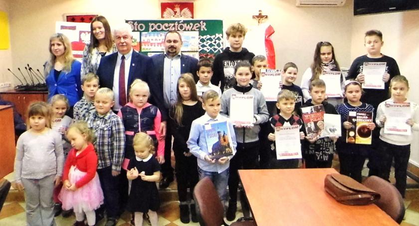 Laureaci konkursu patriotycznego nagrodzeni