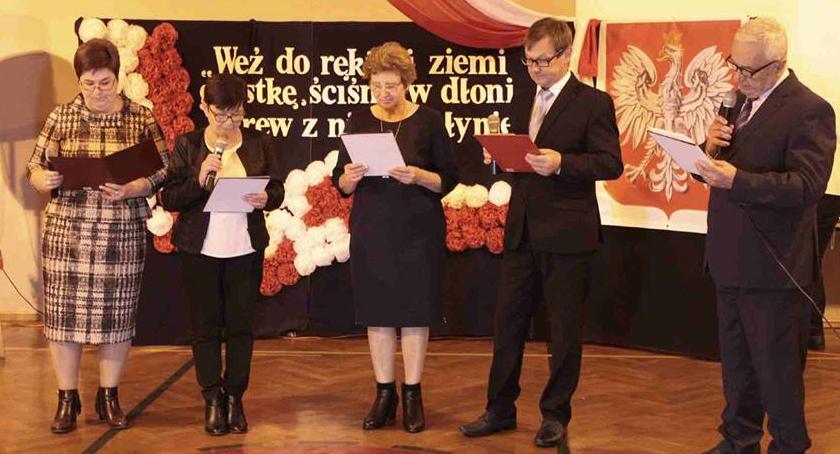 Znani recytowali w dobrzyńskiej szkole
