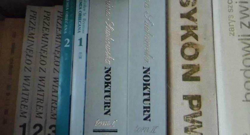 Zamkną bibliotekę, bo jest za drogo