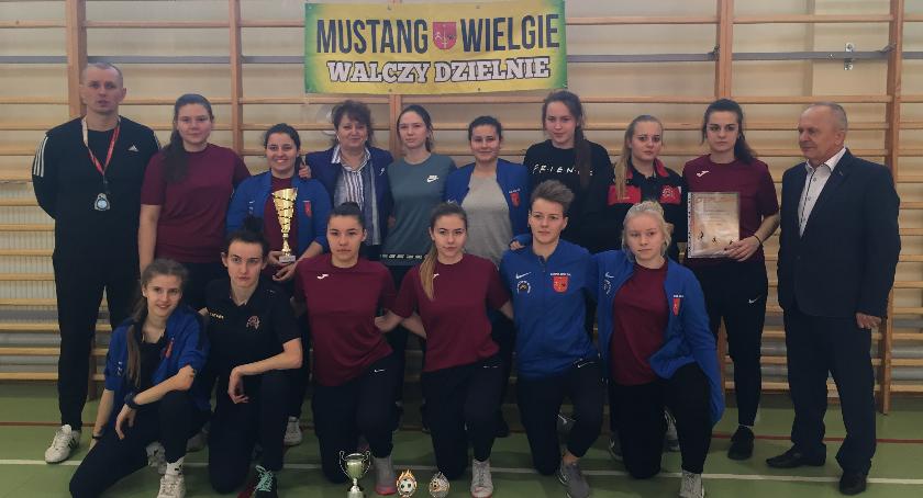 Mustang najlepszy u siebie 