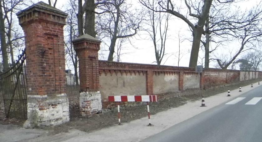 Mur najlepiej rozebrać