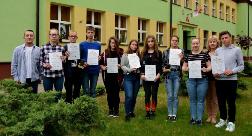 Edukacja nie tylko w szkolnej ławie