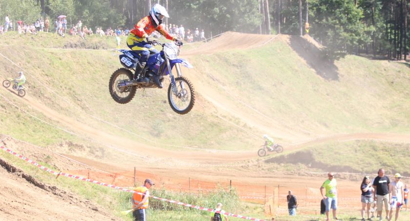 Tragedia na zawodach motocrossowych! Zginęła 15-letnia zawodniczka