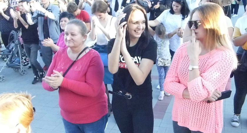 Strażacka zabawa z gwiazdami [zdjęcia]