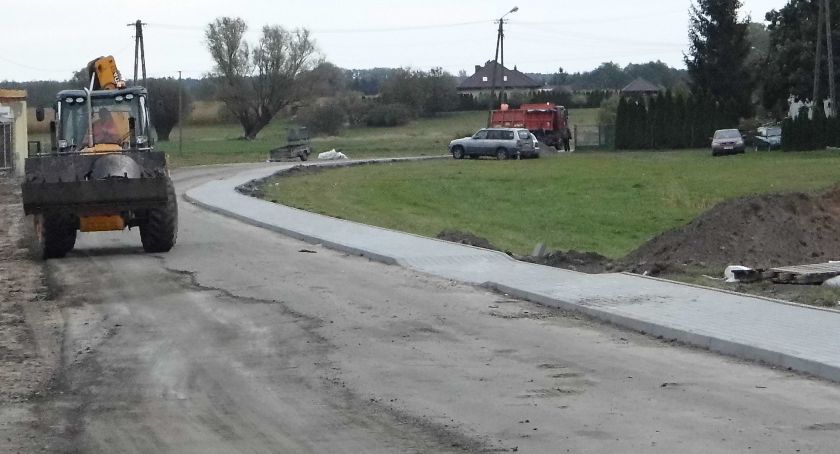 Nowa droga w Łąkiem