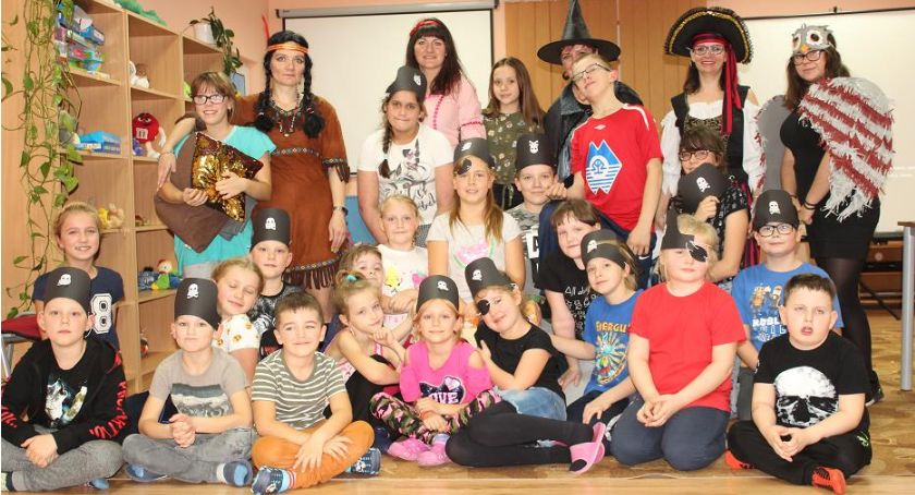 Biblioteczne nocowanie w Tłuchowie