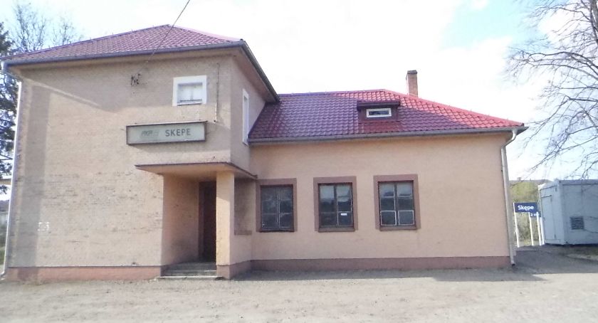 Stacje wciąż puste