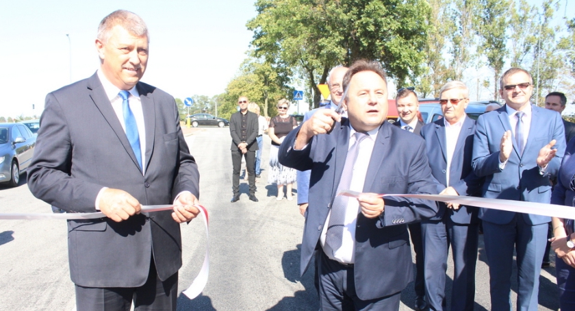 Ponad 5 milionów na drogi