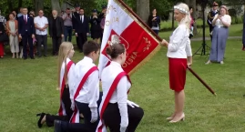 Burmistrz chce sądu, była dyrektor przeprosin