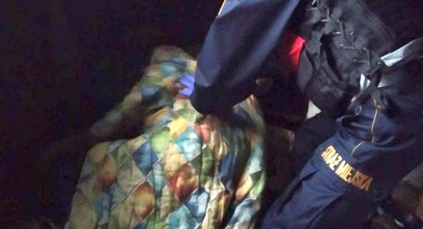 Martwica palców, wychudzenie i odwodnienie. O krok od tragedii 