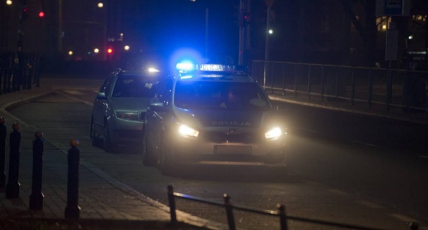 Skradziono auto na Bemowie. Odnaleziono na Pradze-Północ