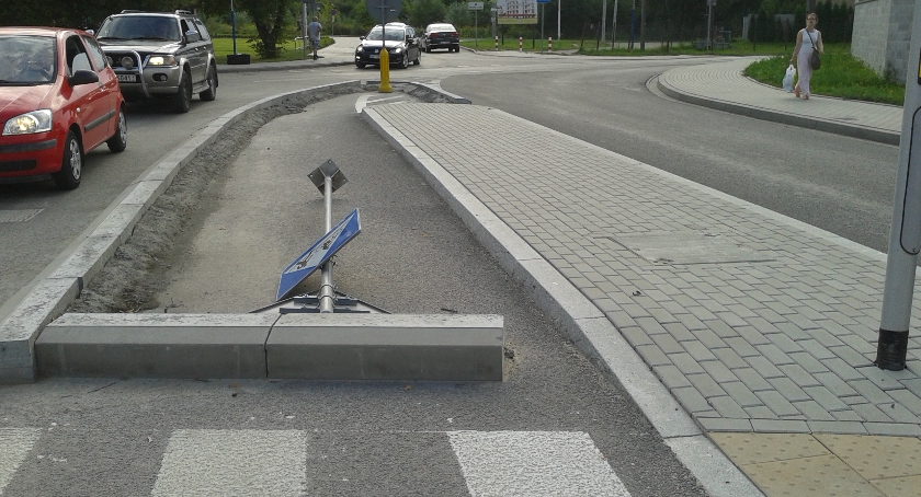 Beton na lewoskręcie - fuszerka czy celowe działanie?