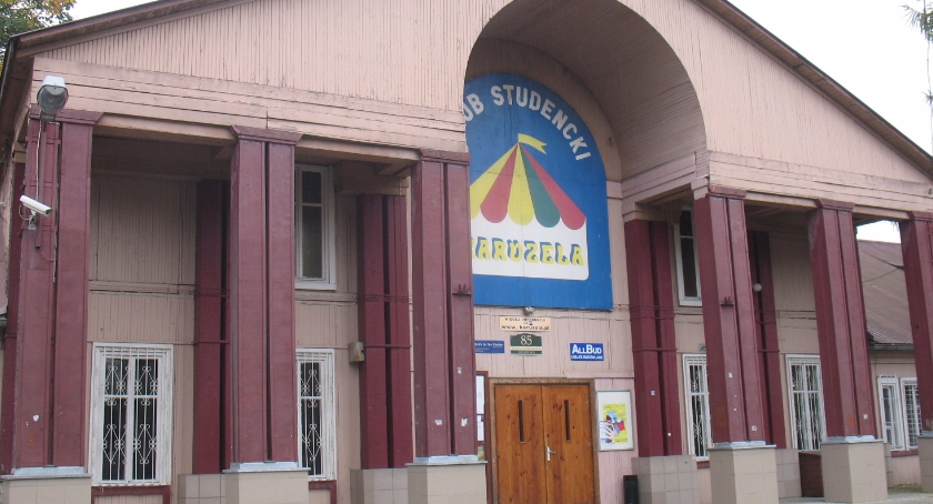 Zakochani na Osiedlu Przyjaźń