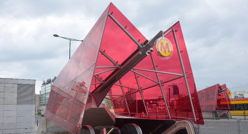Metro na Bemowie. Siedem ofert projektowych. 
