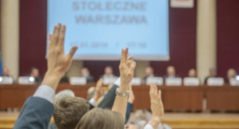  Co z pieniędzmi na OPS Bemowo i korty tenisowe?