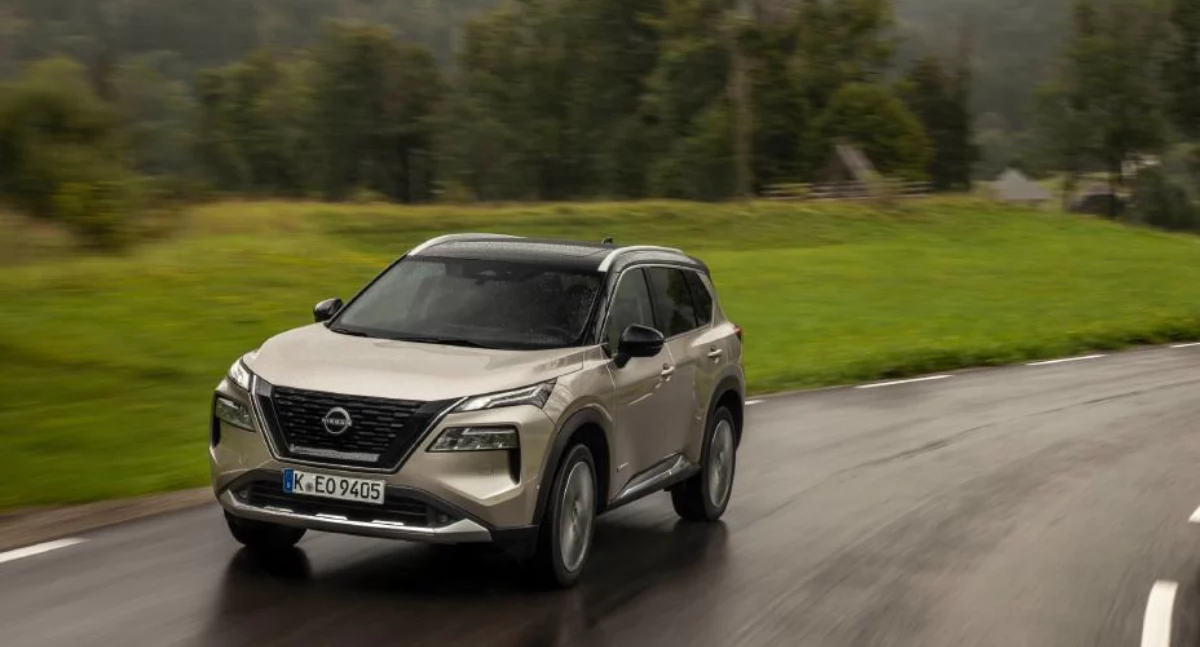 Nissan X-Trail – modele na wakacje z rodziną i do floty biurowej