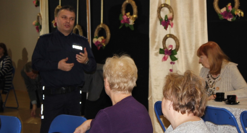 Policja w bemowskim Ośrodku Kultury i Edukacji