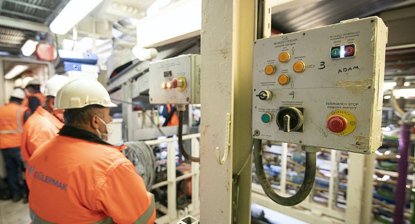 Linia metra M2 — tarcza TBM Maria rozpoczęła pracę [ZDJĘCIA]