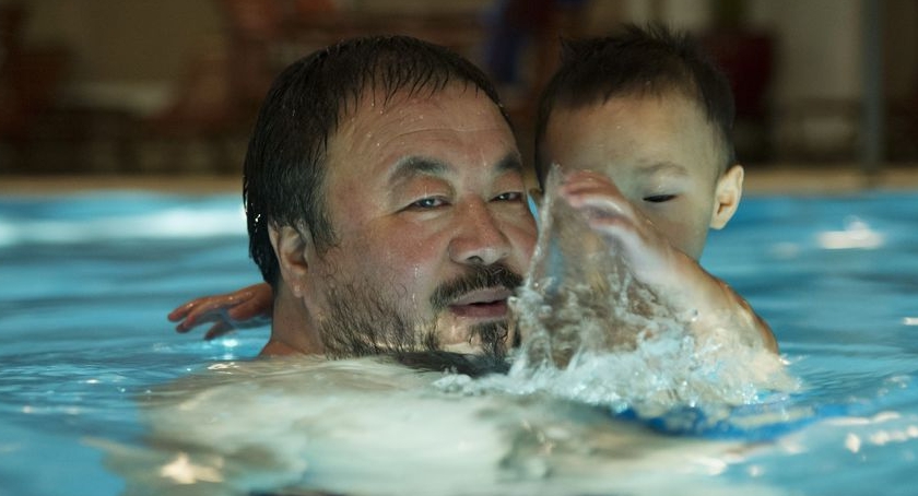 Projekcja filmu Podejrzany Ai Weiwei